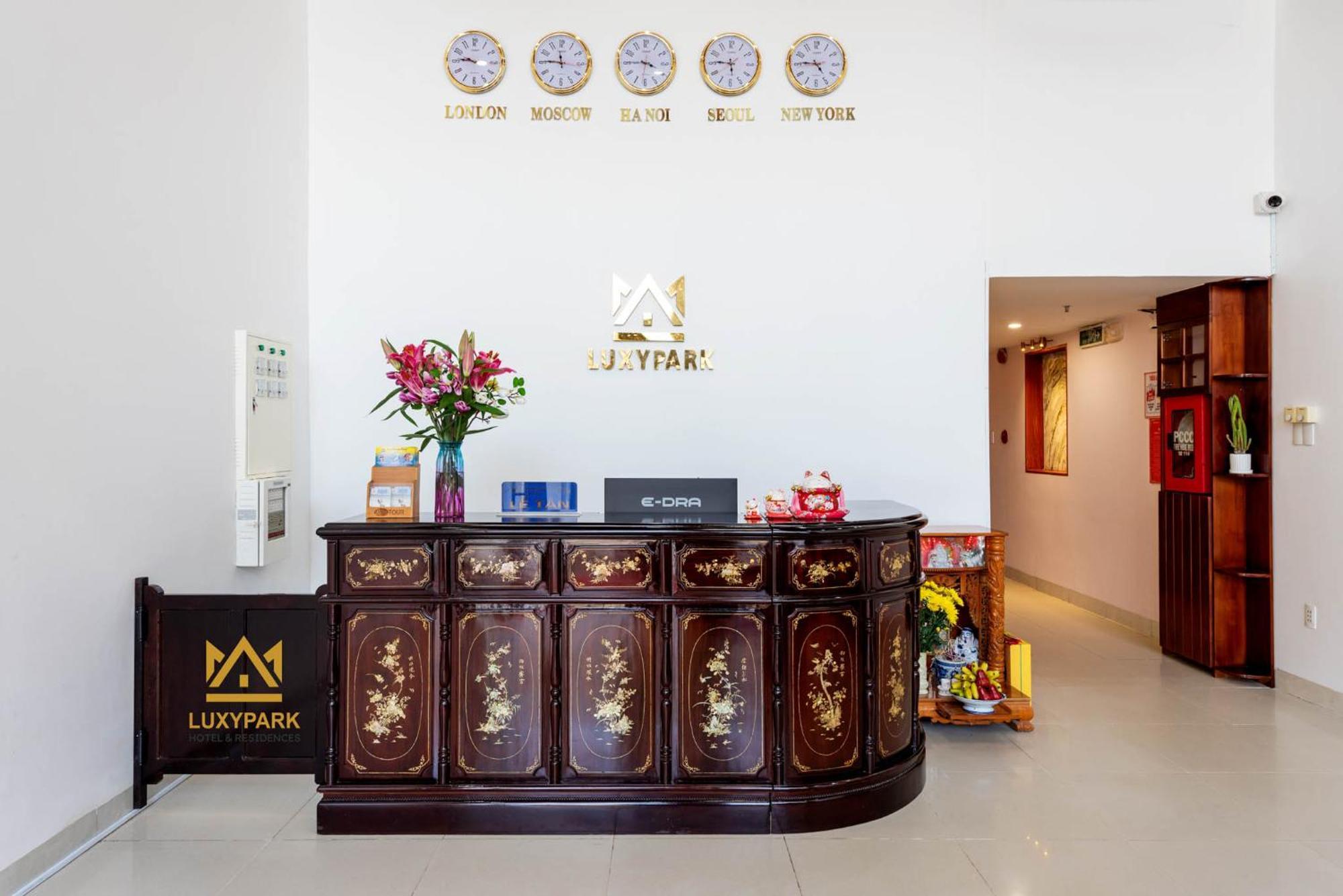 Luxy Park Hotel - Phu Quoc Centre 外观 照片