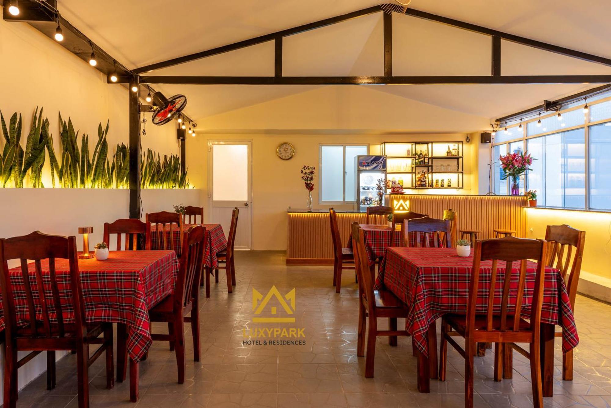 Luxy Park Hotel - Phu Quoc Centre 外观 照片