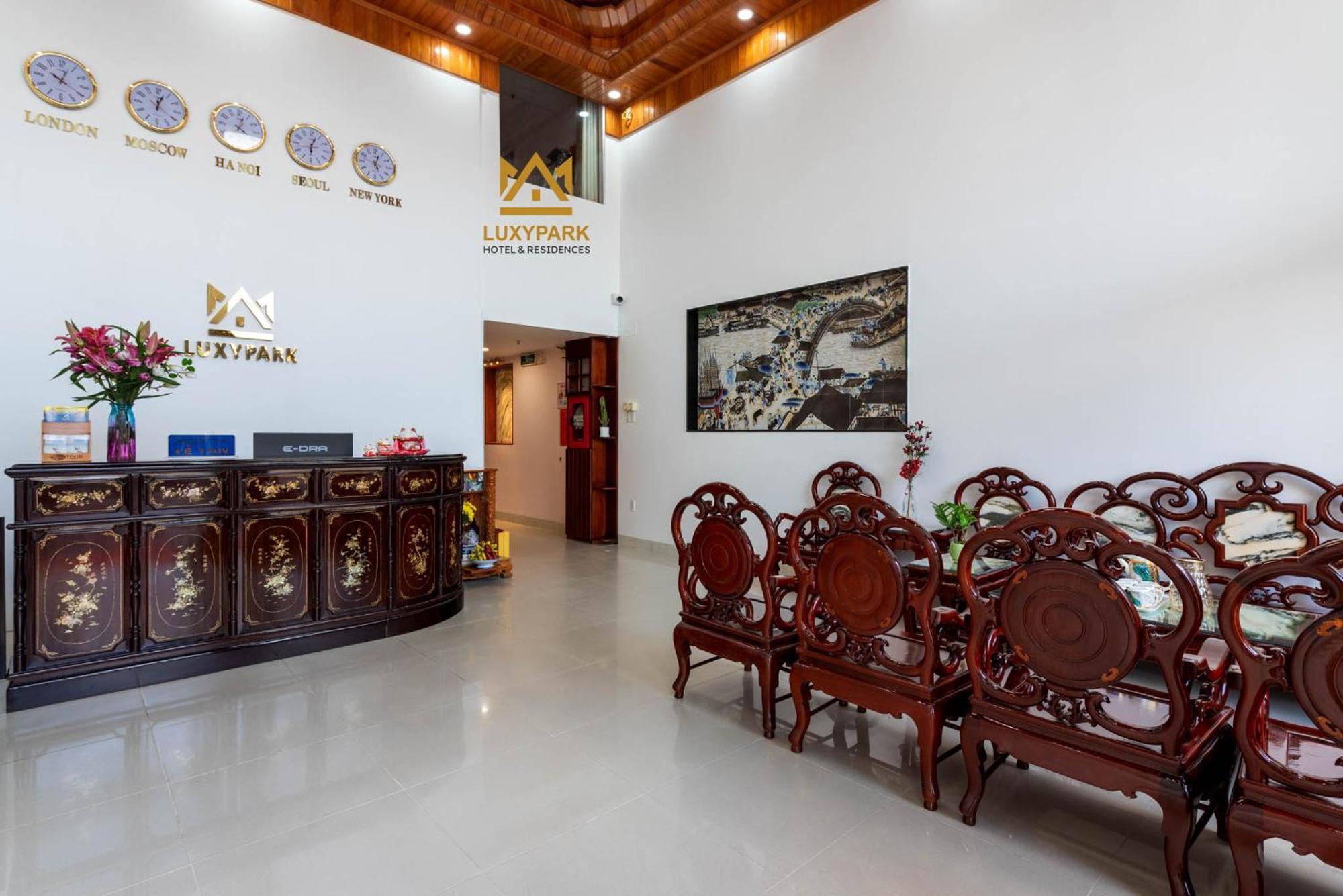 Luxy Park Hotel - Phu Quoc Centre 外观 照片