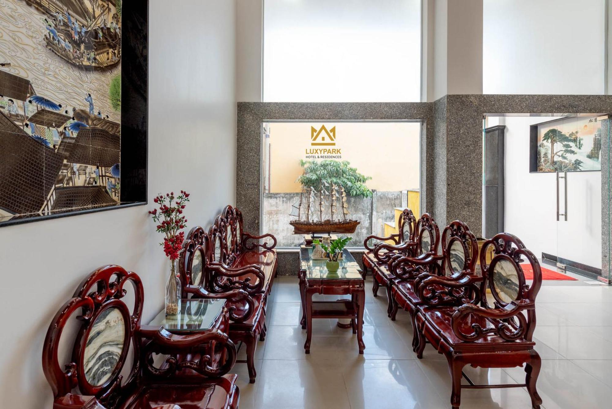 Luxy Park Hotel - Phu Quoc Centre 外观 照片