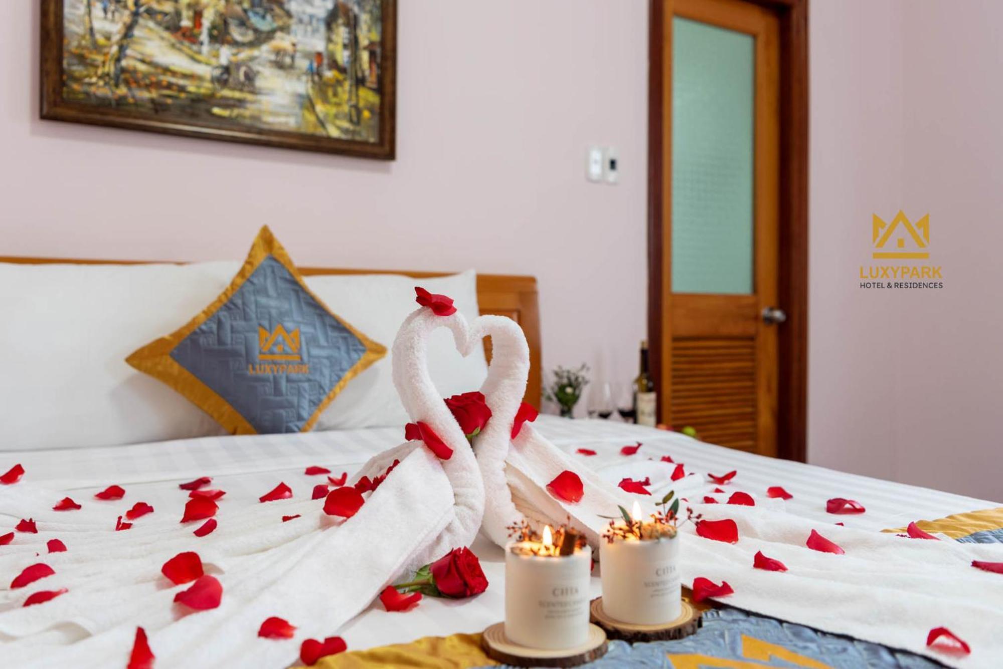 Luxy Park Hotel - Phu Quoc Centre 外观 照片