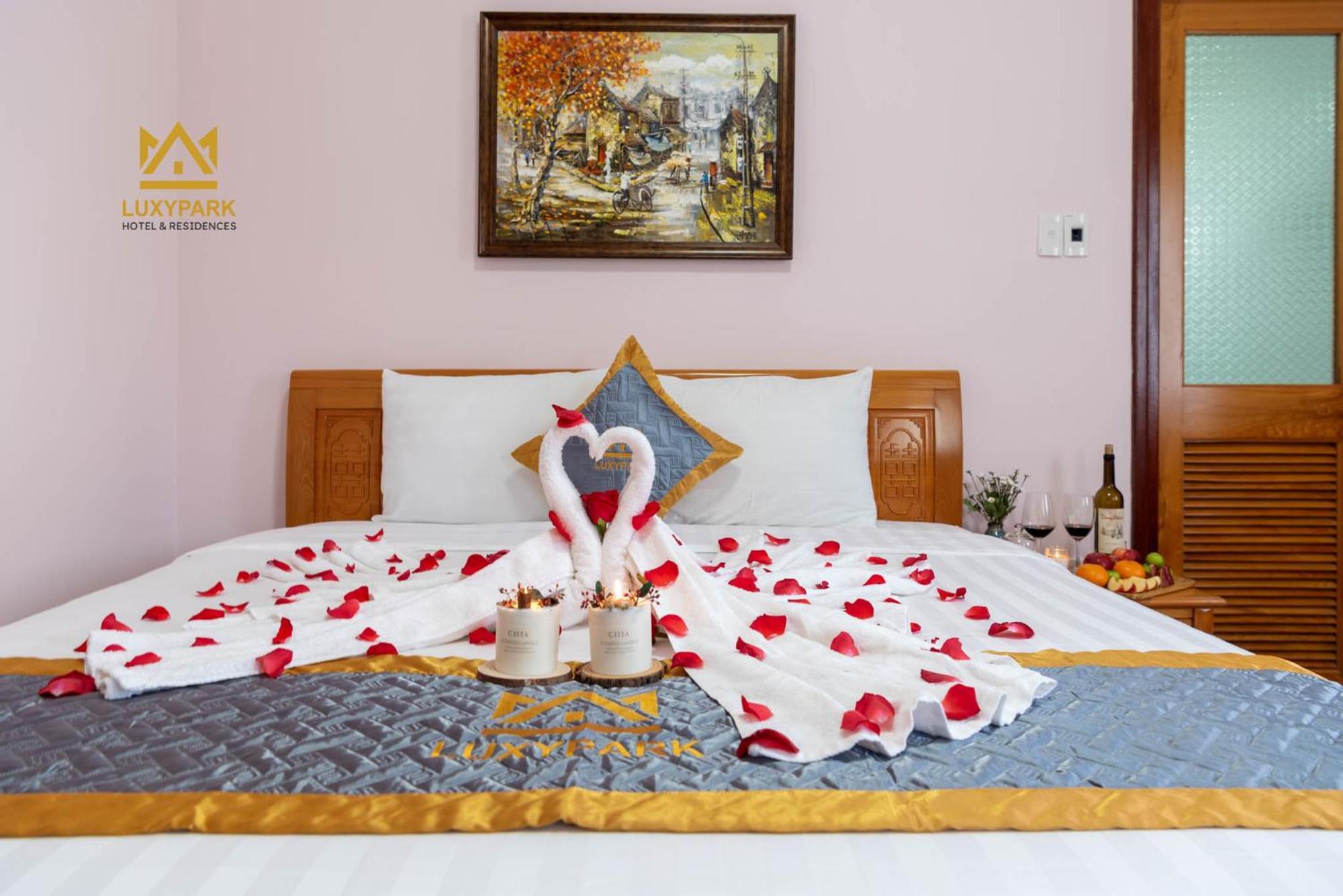 Luxy Park Hotel - Phu Quoc Centre 外观 照片
